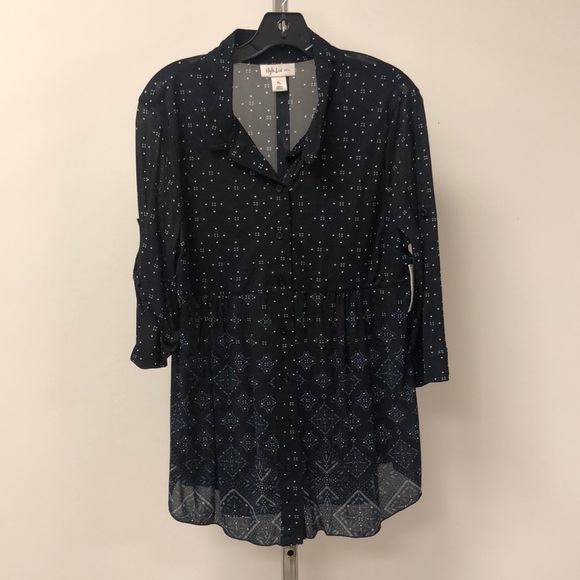 Style & Co Tops - NWT Style & Co Petite Black Patterned Tunic Style & Co Tops - NWT Style & Co Petite Black Patterned Tunic